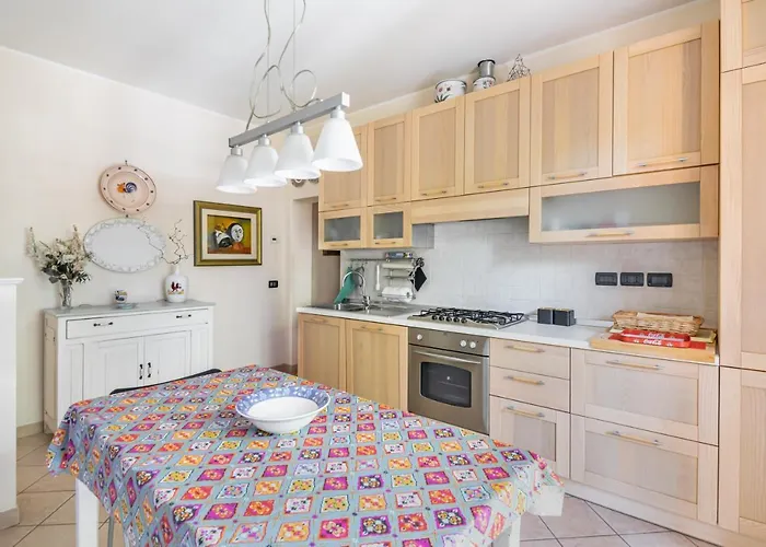 A Due Passi Da Borgo San Giuliano Apartment