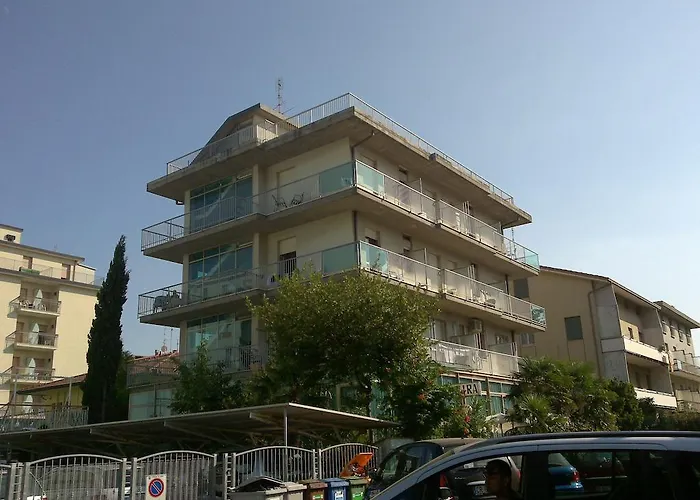 Hotel Elvira