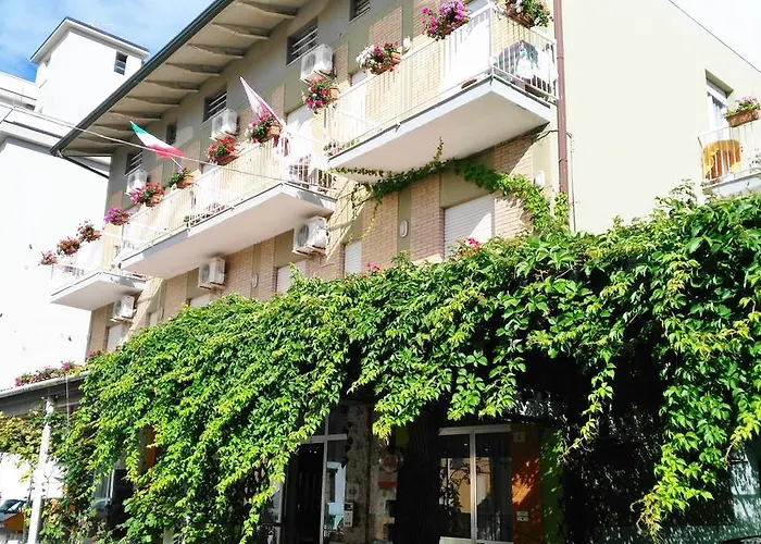 Hotel Simon