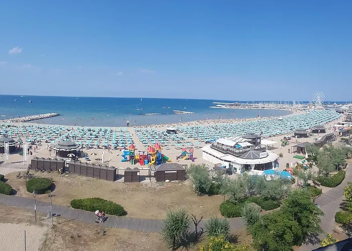 La Casa Di Clara Ombrellone Con 2 Lettini Al Lido San Giuliano Gratis E Parcheggio Privato Gratis