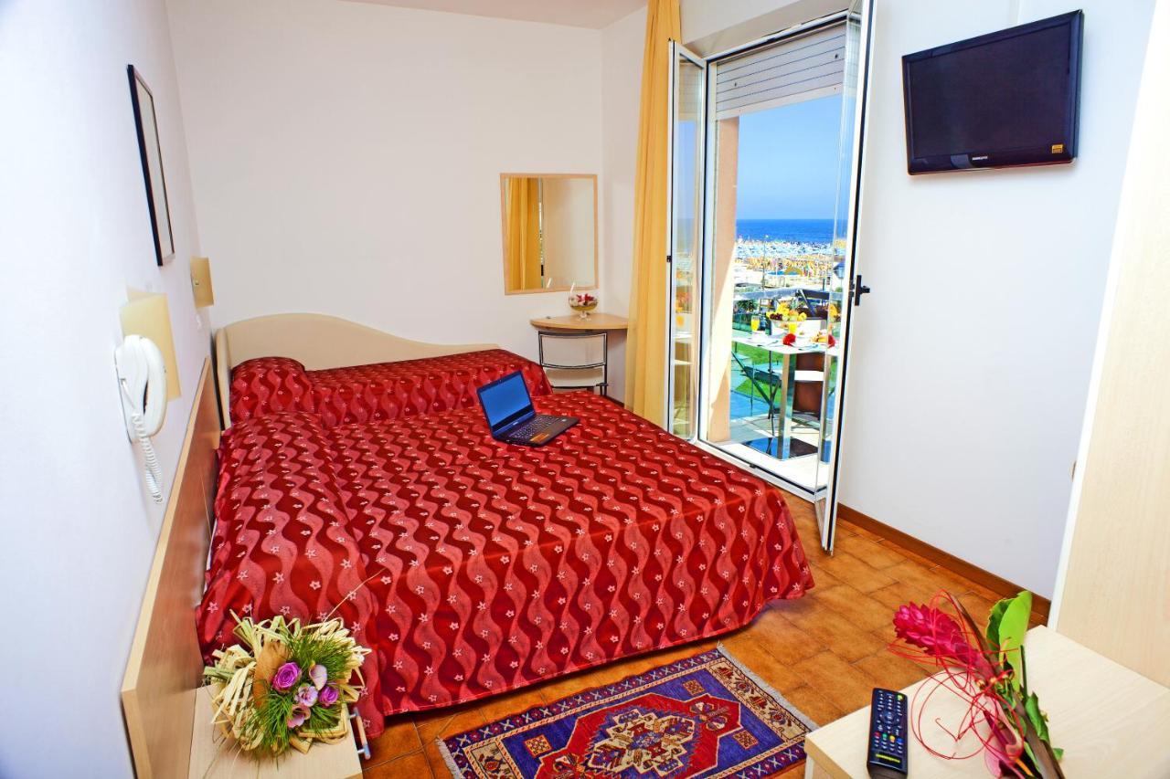 Carlo Hotel 3*