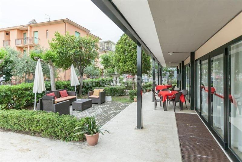 Hotel Paradiso 2*