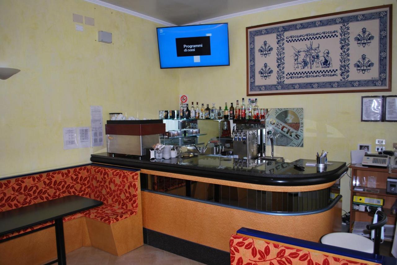 Hotel Numi 2*