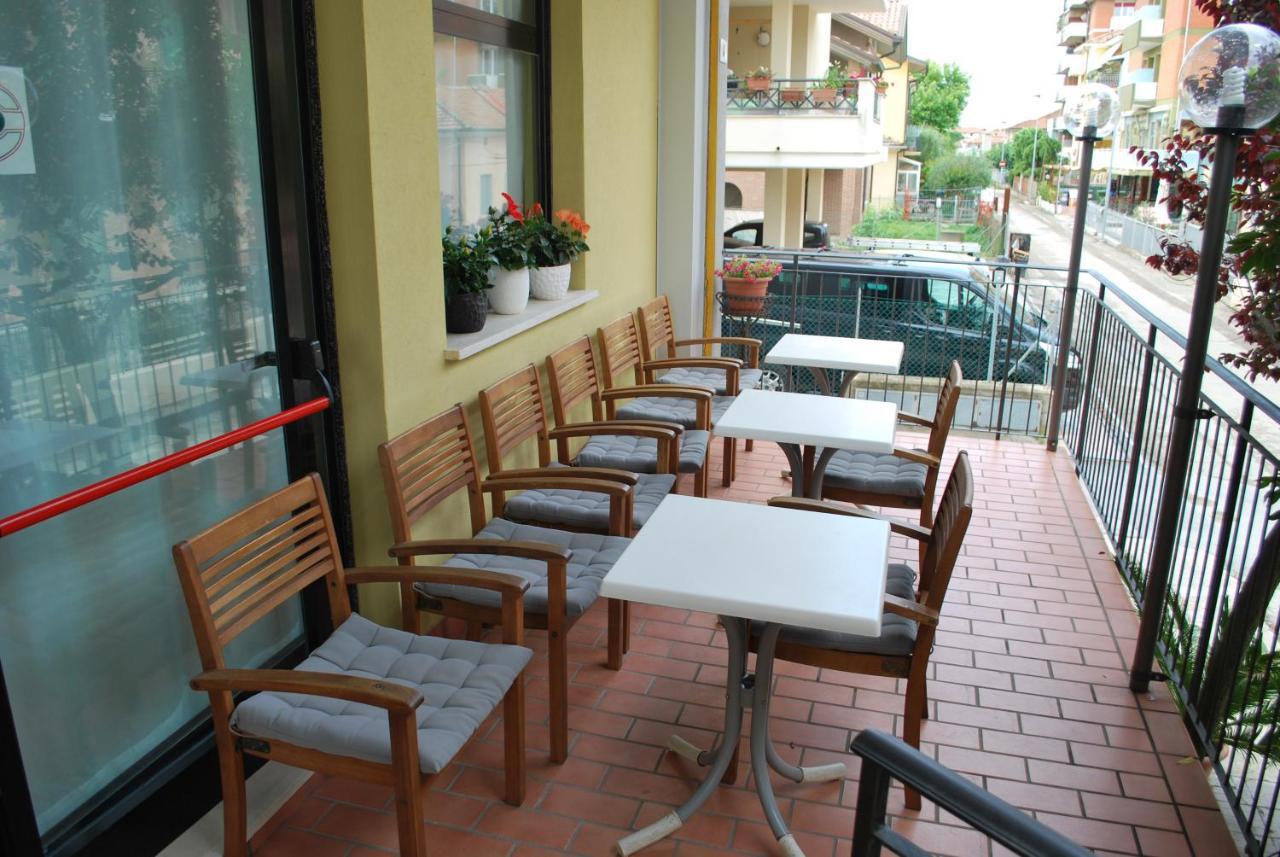 Hotel Numi