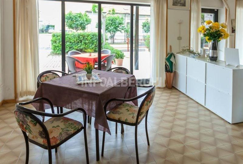 Paradiso Hotel 2*