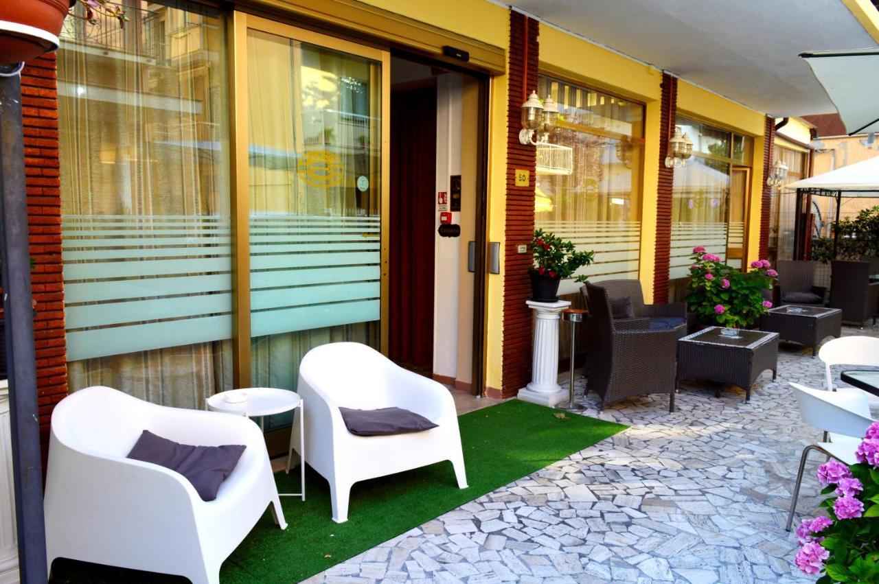 Cirene Hotel 3*