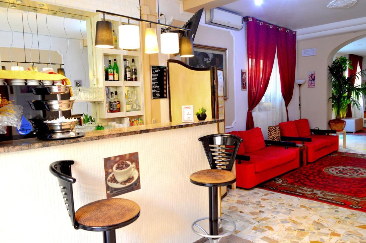 Cirene Hotel 3*