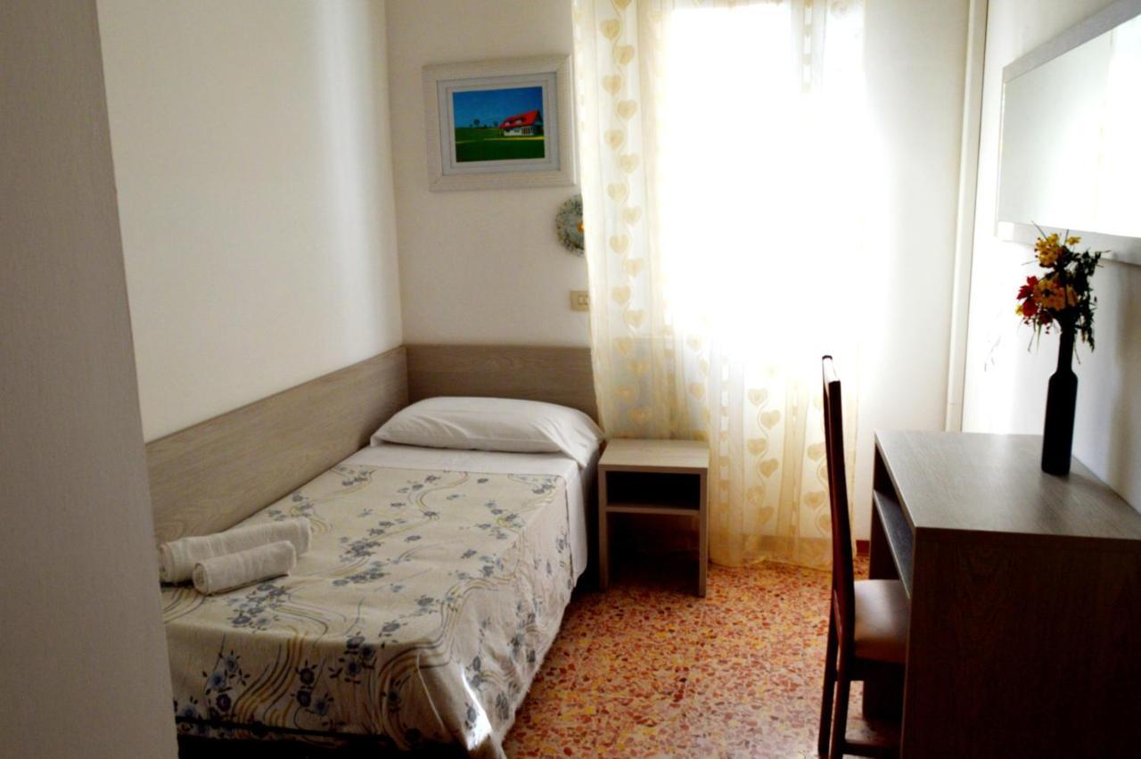 Cirene Hotel 3*