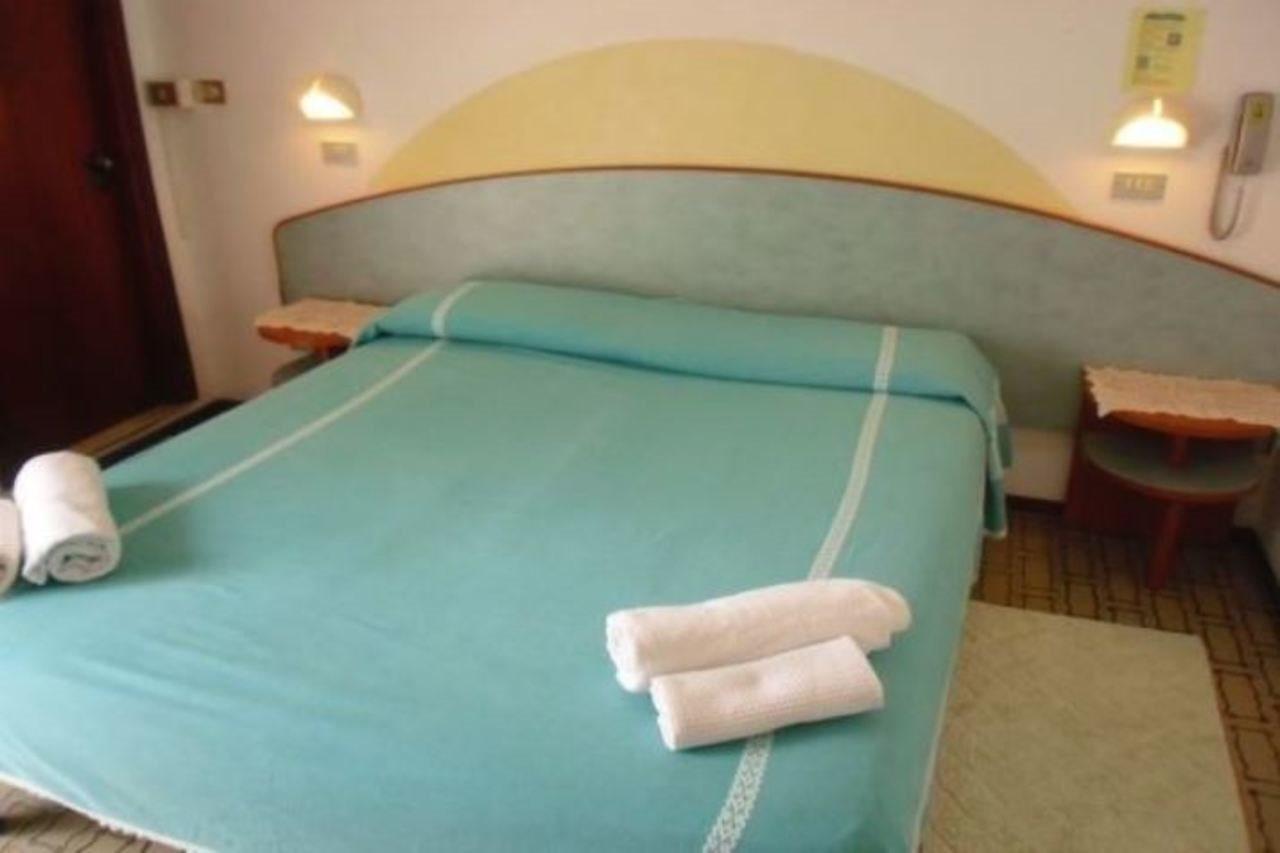 Alfredo's Hotel 3*