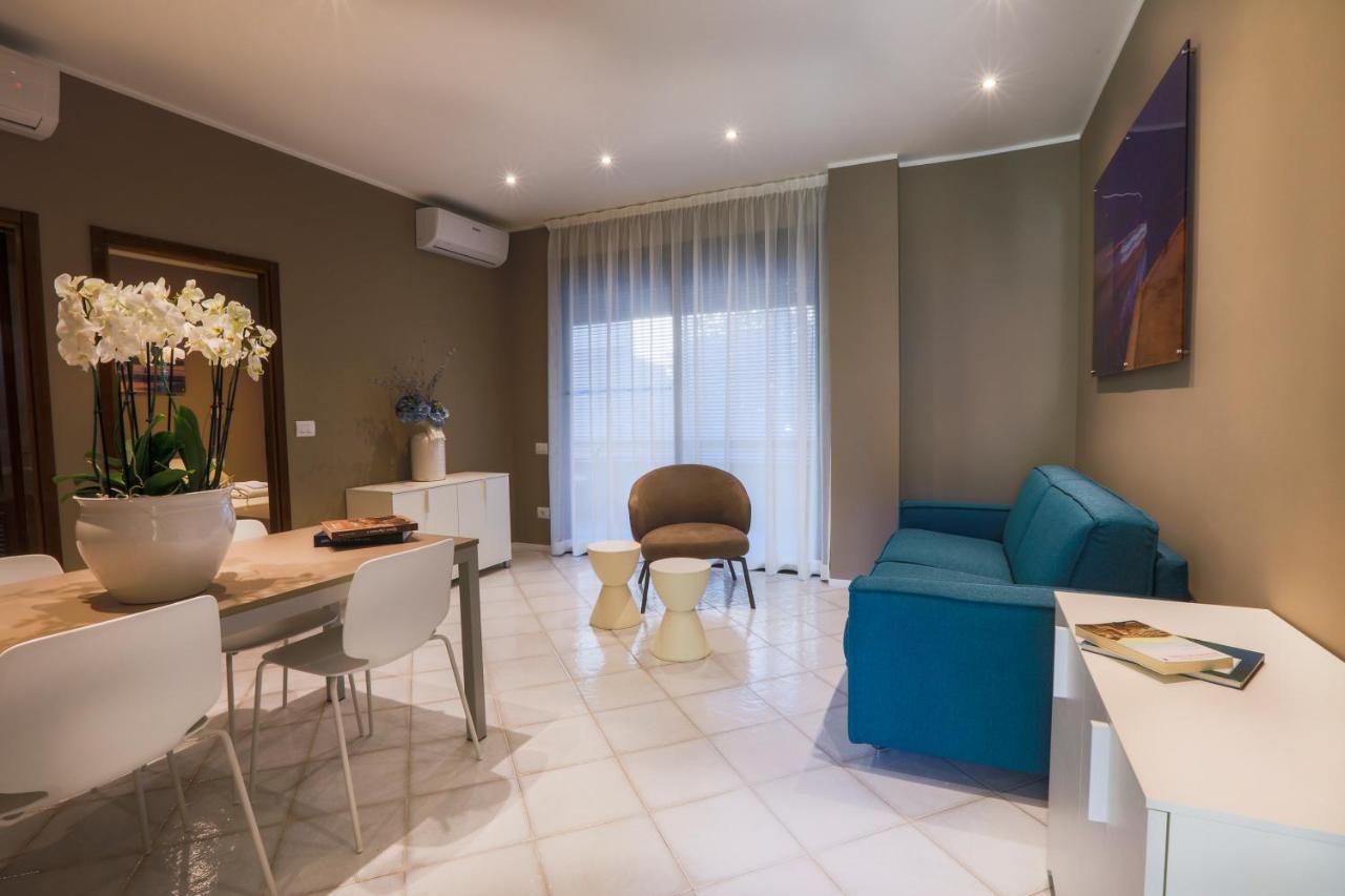 Apartment A Pochi Passi Dal Mare Con Piscina
