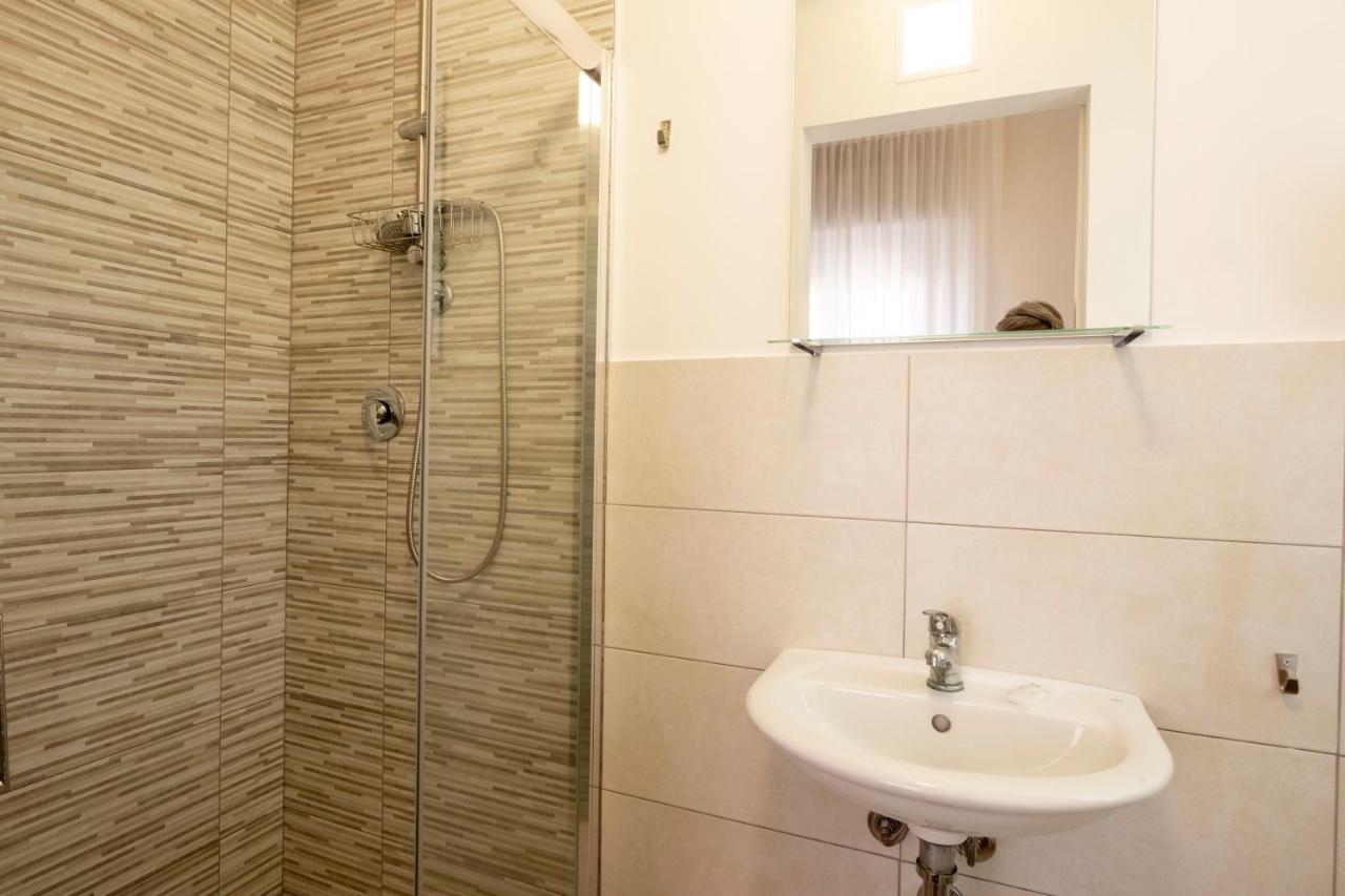 Lexington 3* Rimini