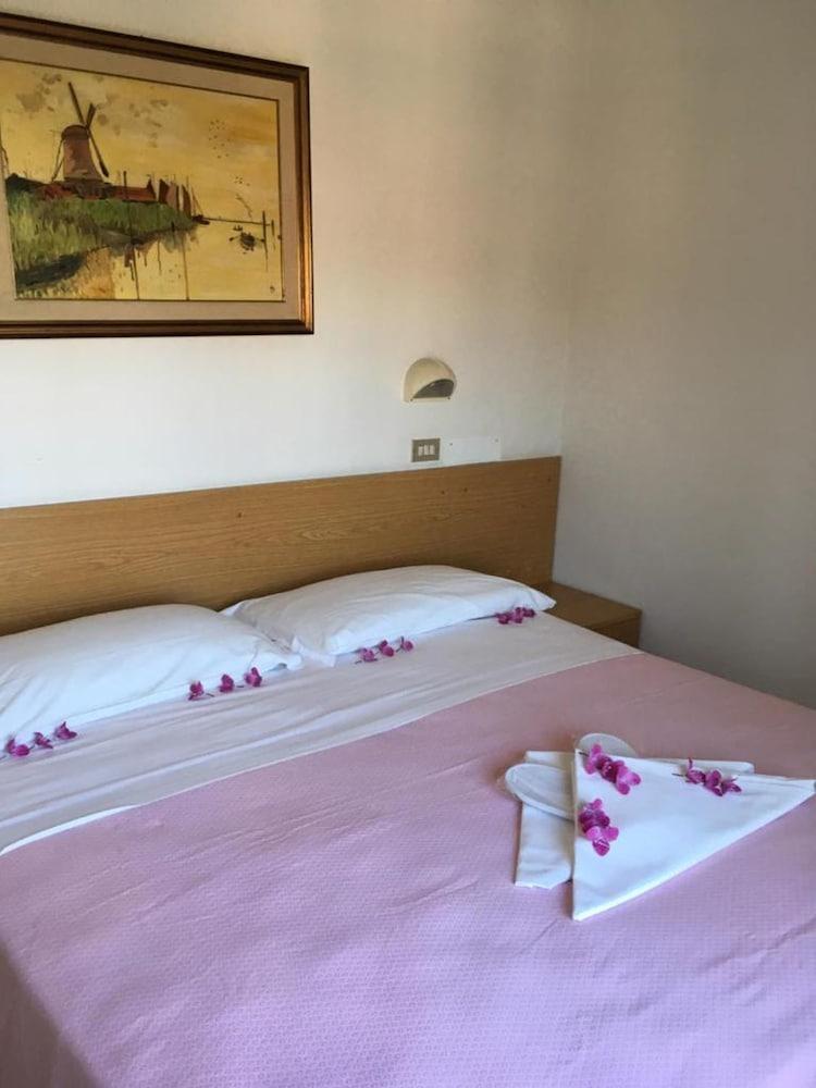 Peonia Hotel