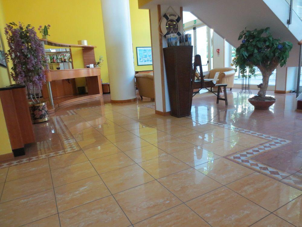 Remin Plaza 4* Rimini