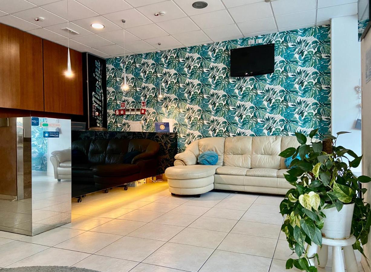 Acqua Marina Aparthotel