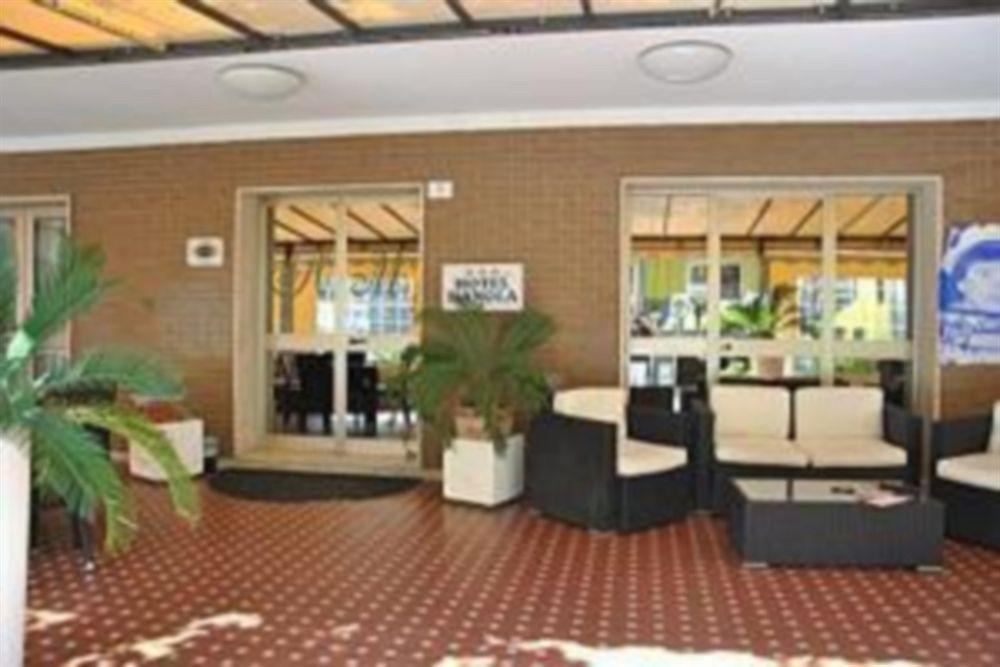 Manola Hotel