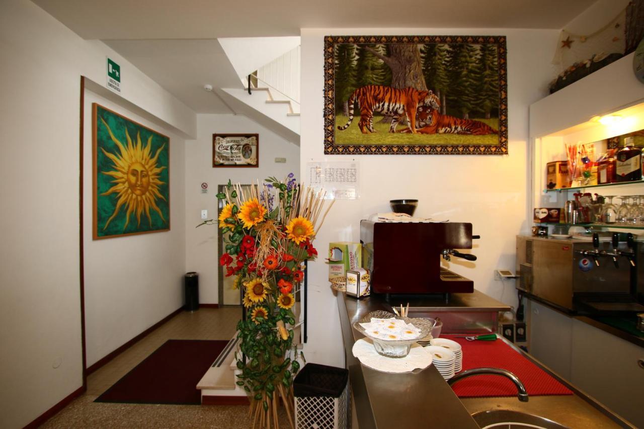 Arena Hotel 3*