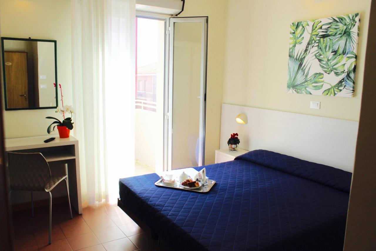 Fedora Hotel