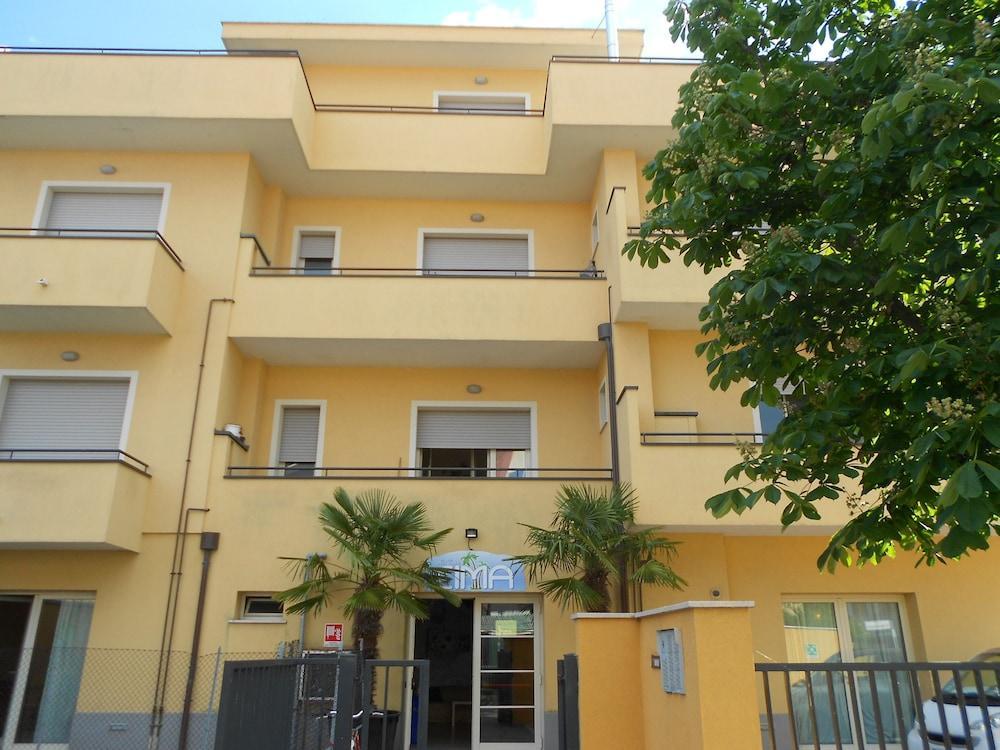 Cima Aparthotel Rimini