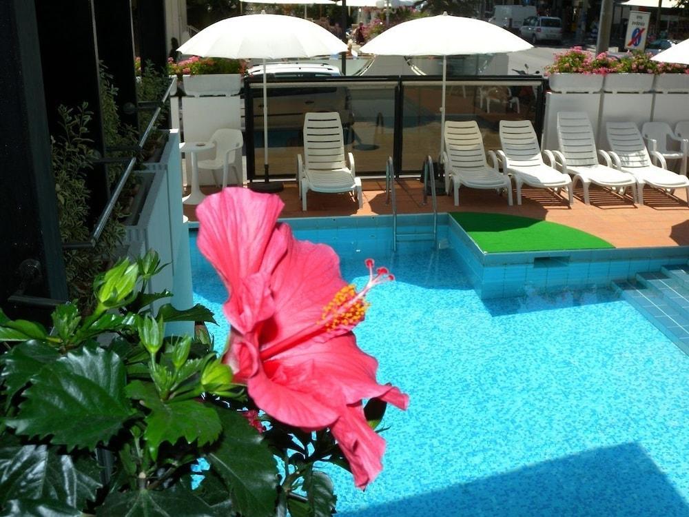 Hotel Grand Meeting 3*