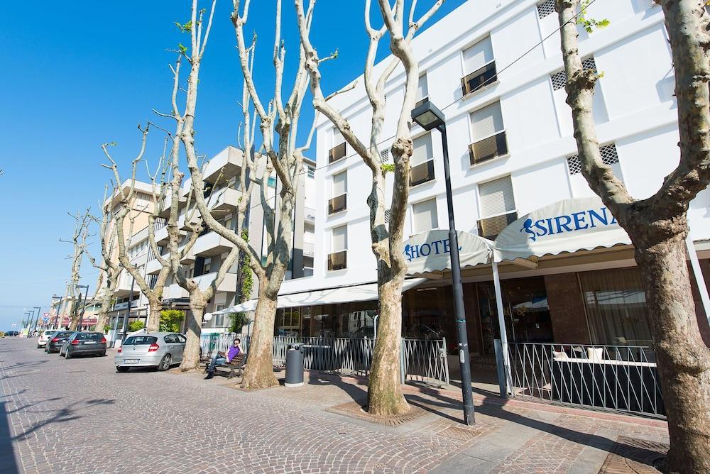 Sirena Hotel 3*