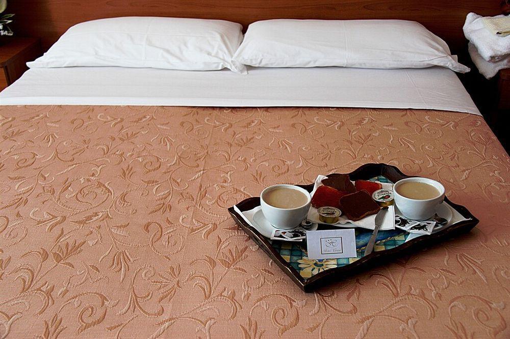 Cirene Hotel 3*