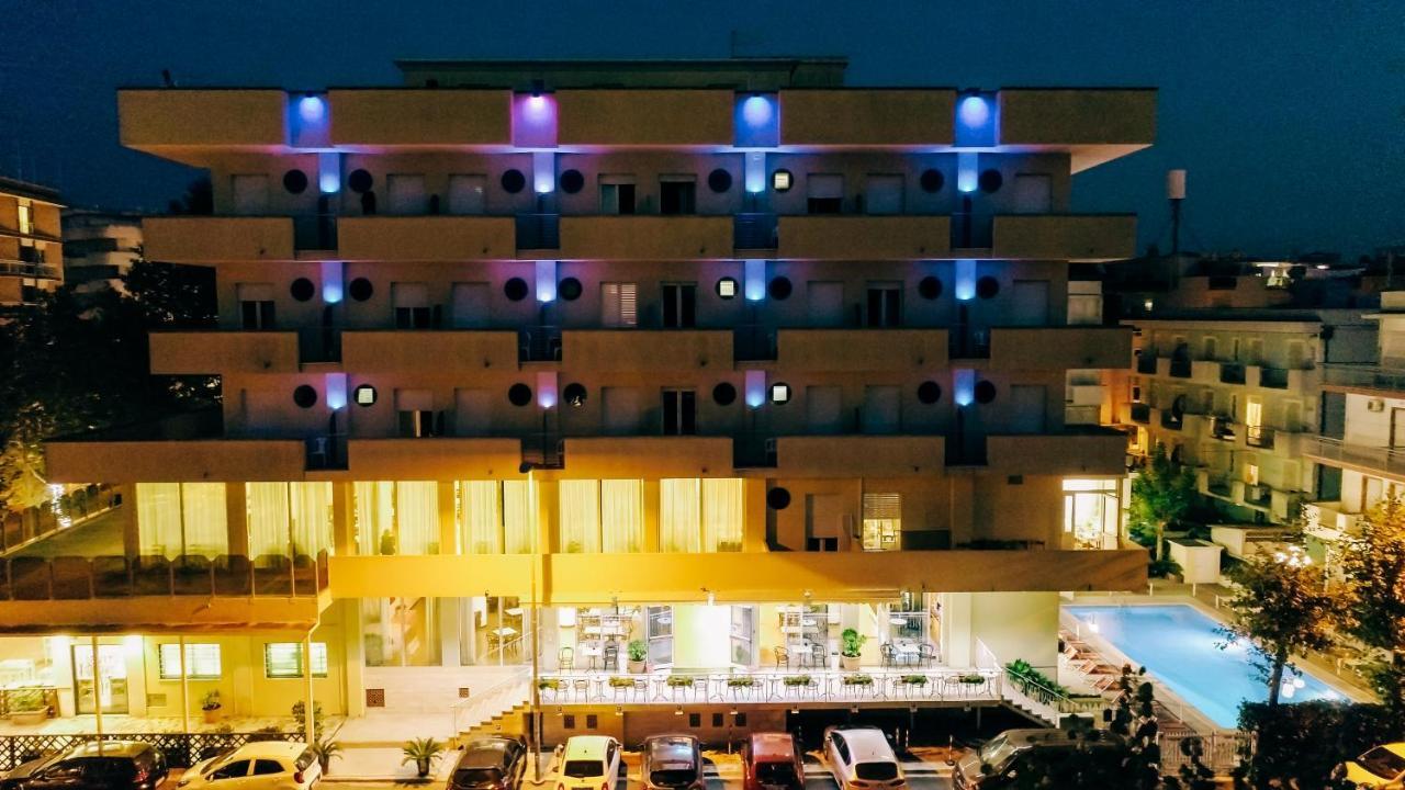 Beverly 3* Rimini
