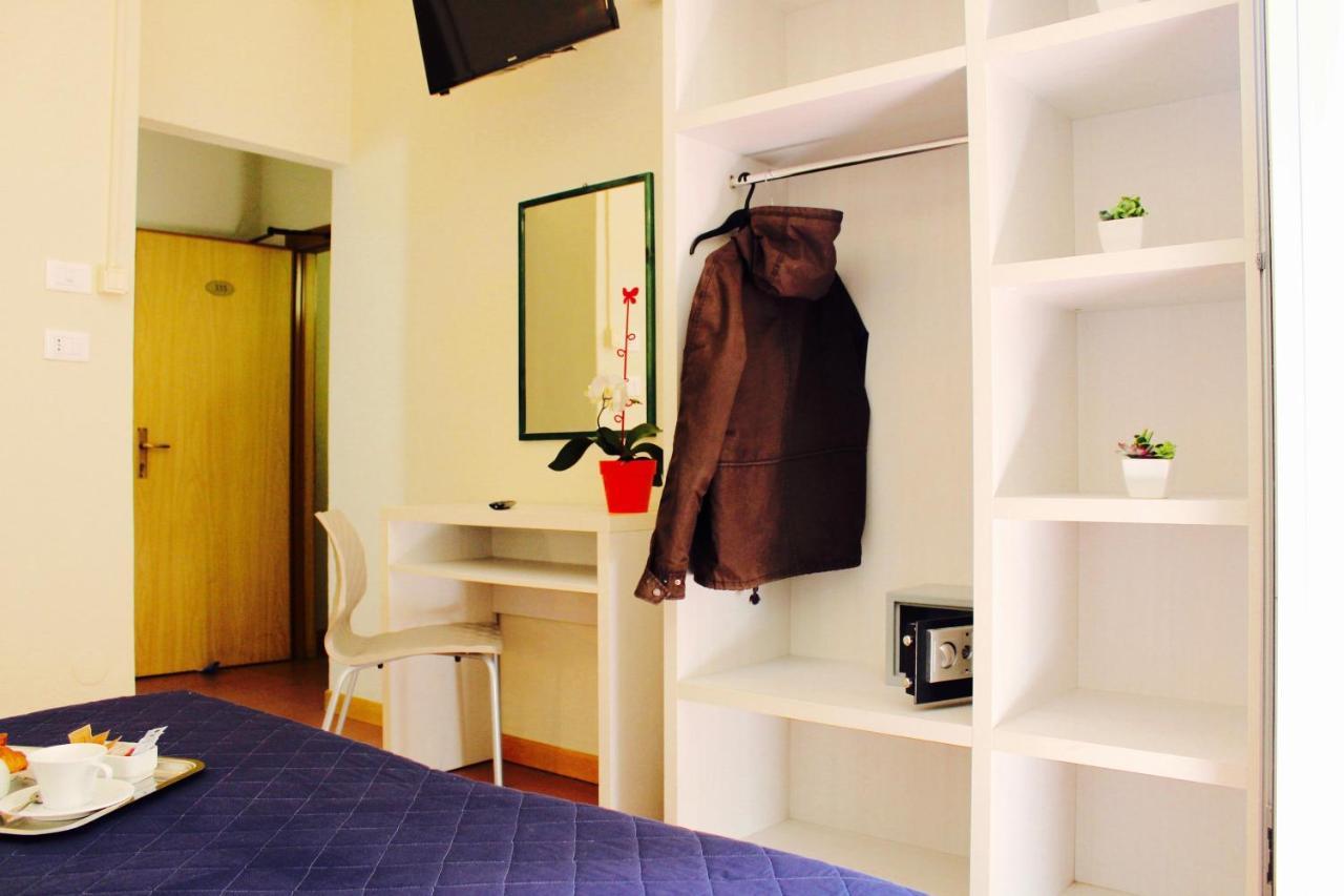 Fedora Hotel 3*