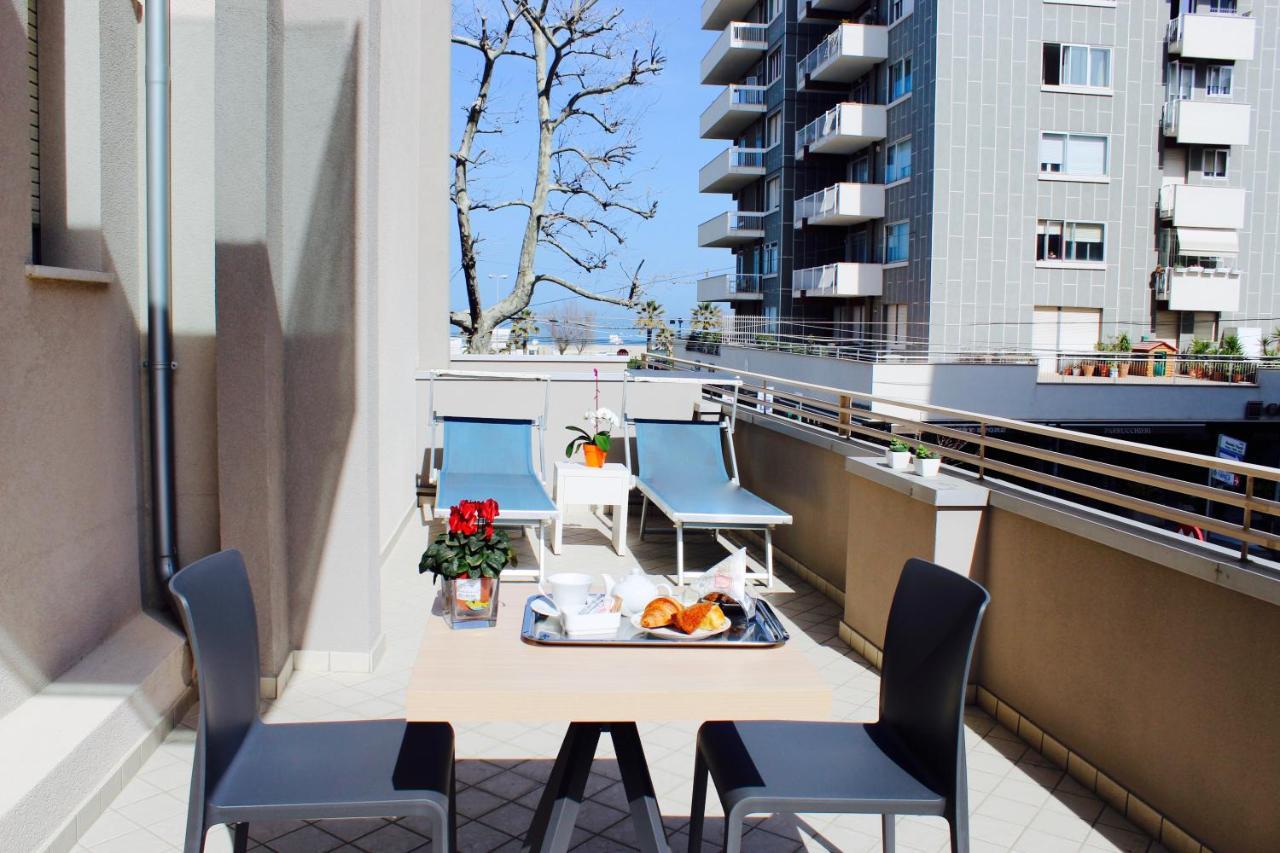 Fedora Hotel 3*