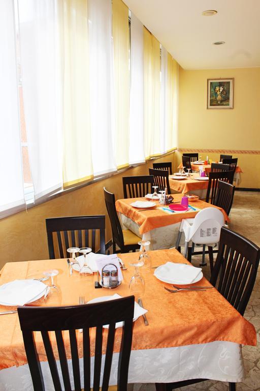 Colombo Hotel 3*