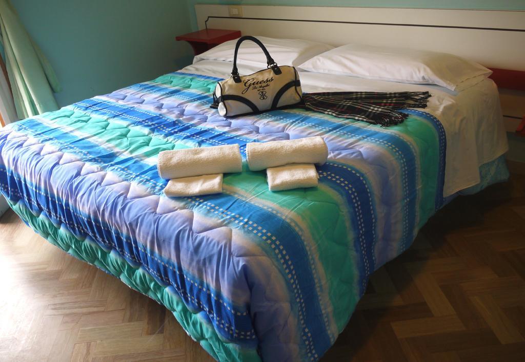 Hotel Maena 2*