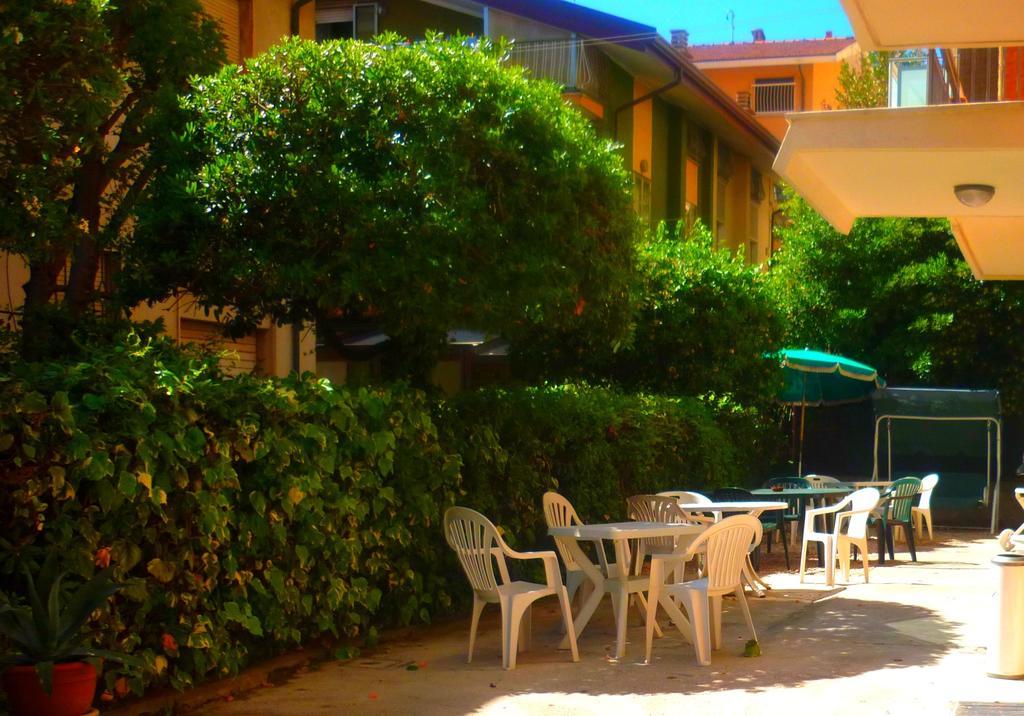 Hotel Maena 2*