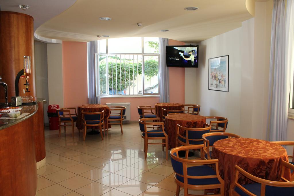 Ribot Hotel Rimini
