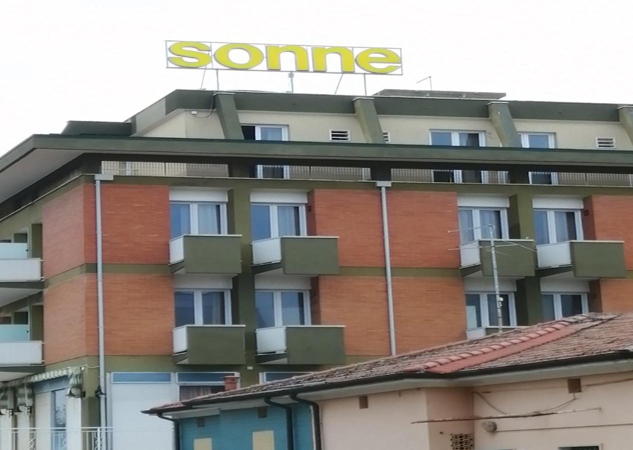 Sonne Hotel 2*