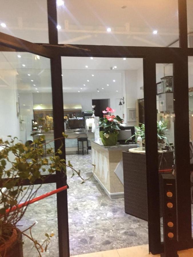 Hotel Piccari Nuova Gestione Rimini