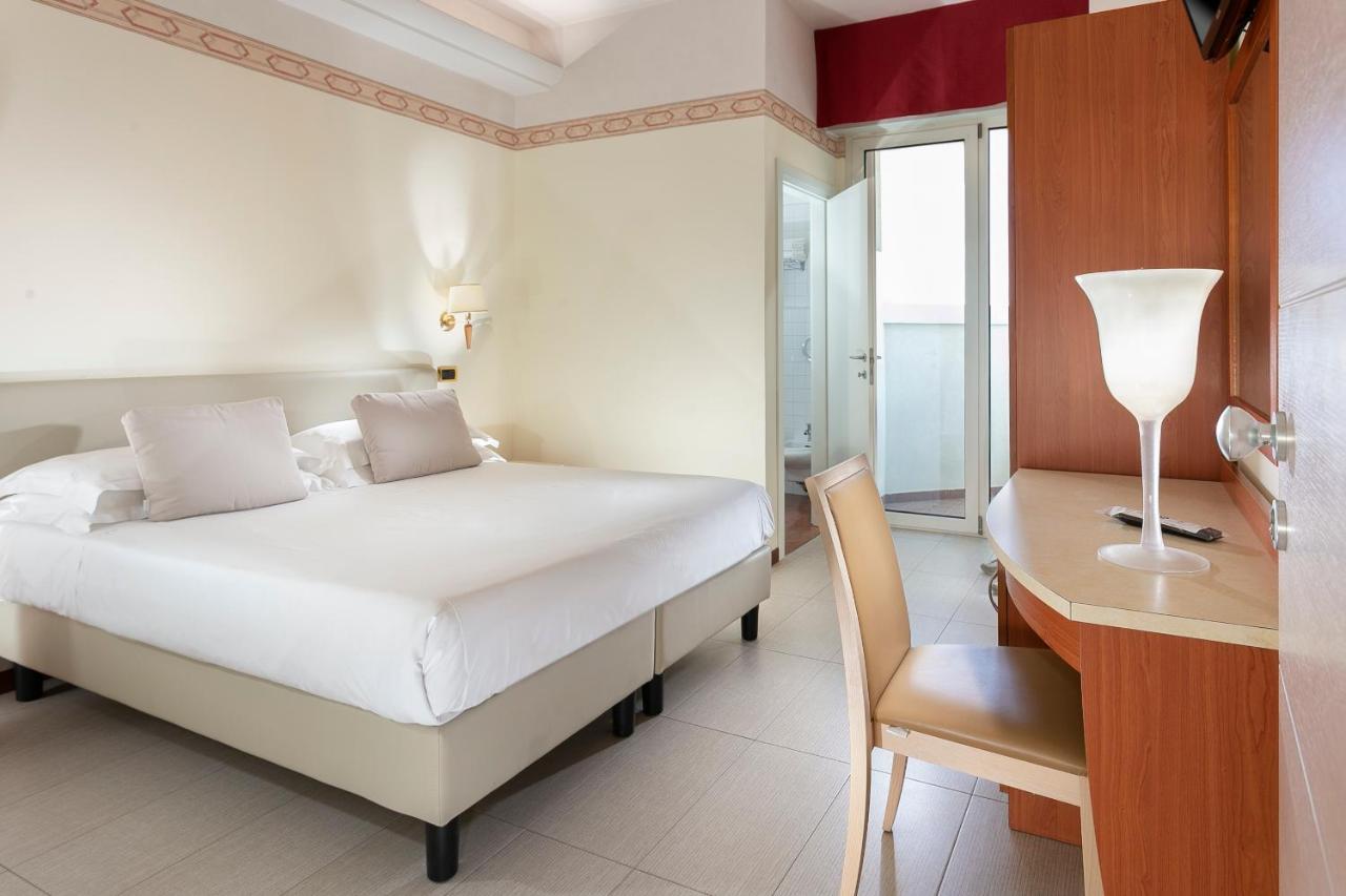 Hotel Bikini 4*