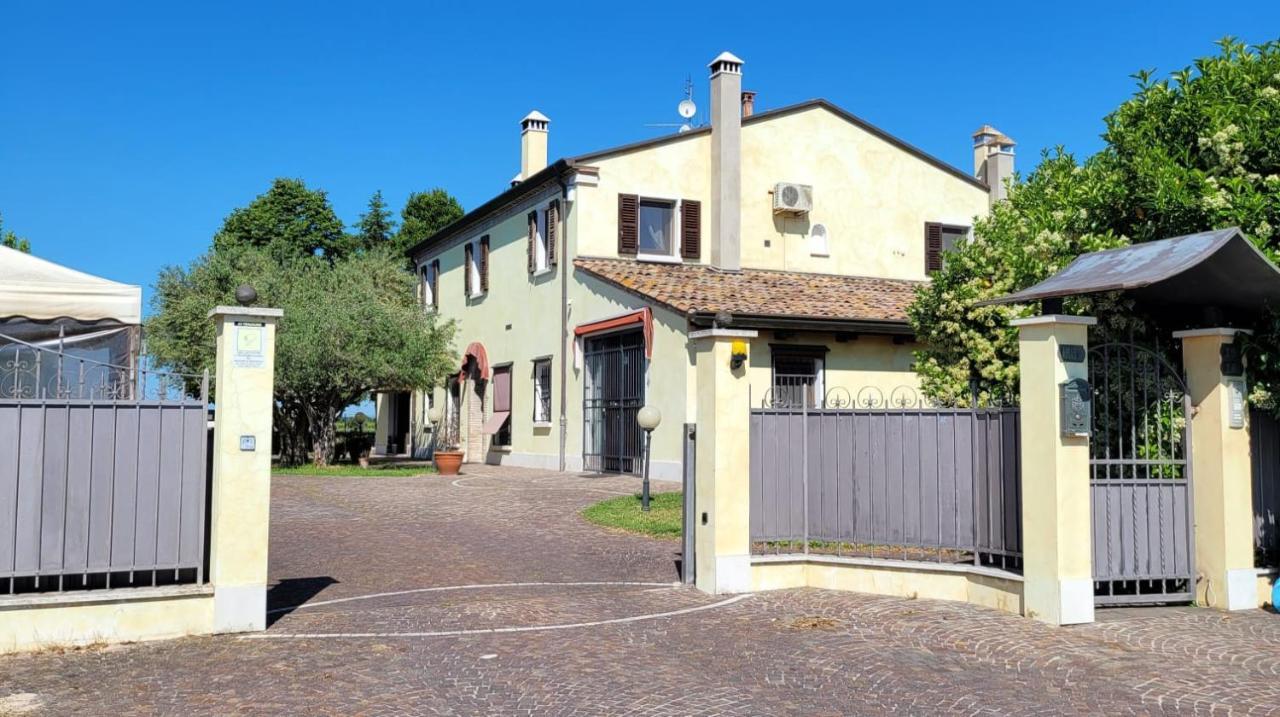 Appartement Chez Barnie Favoloso Privato In A 800mt Ingresso Fiera Rimini