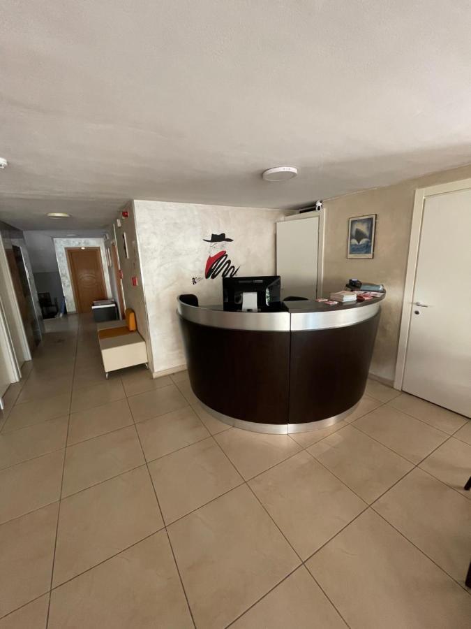 Hotel Fellini 3*