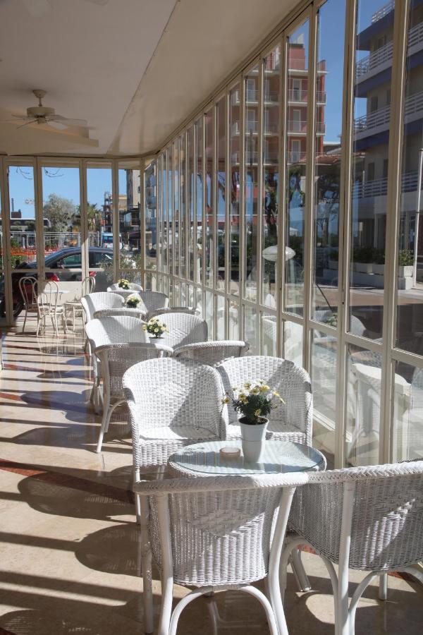 Adriatica Sul Mare 3* Rimini