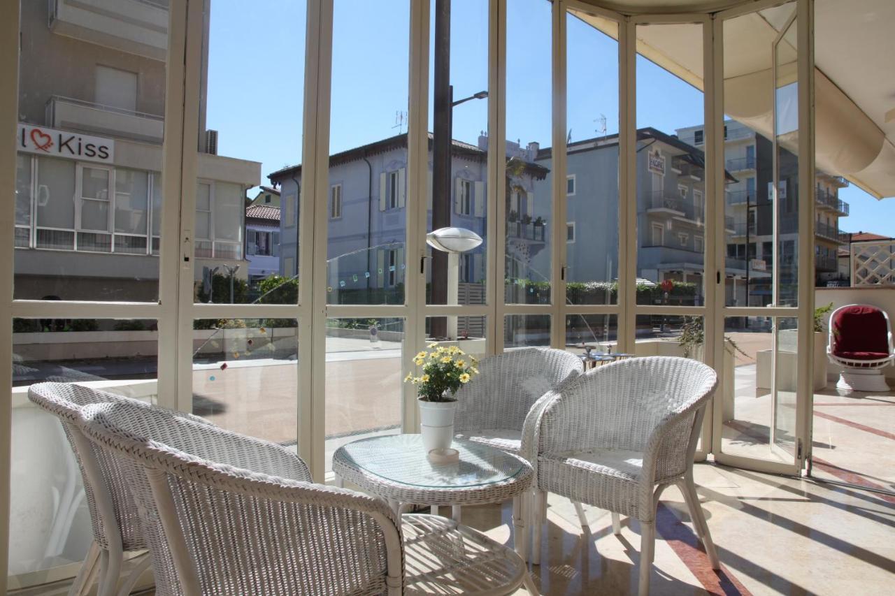 Adriatica Sul Mare Hotel Rimini
