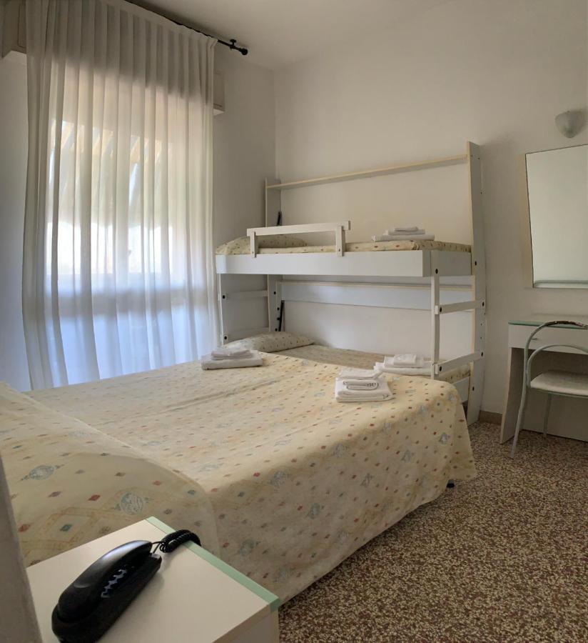 Del Vecchio 3*