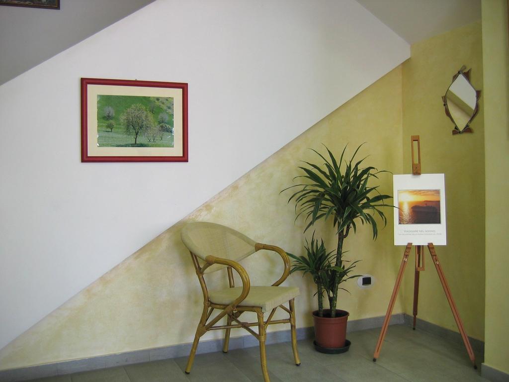 Nadir Aparthotel 2*
