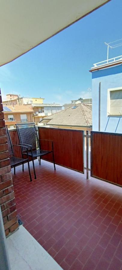 Rossella Hotel 2*