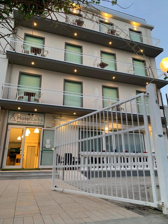 Laika Hotel 2*