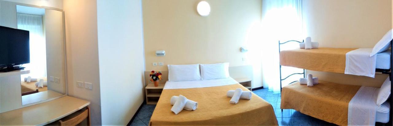 Hotel Corona 3*