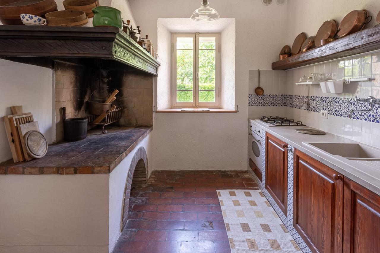 Podere Terrerosse Con Piscina Nell'entroterra Di Villa *