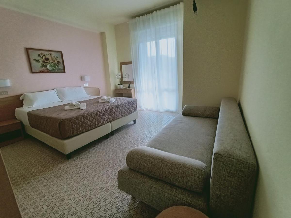 Rossella Hotel