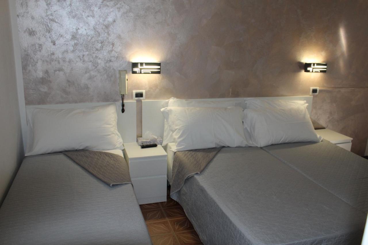 Hotel Mora Rimini