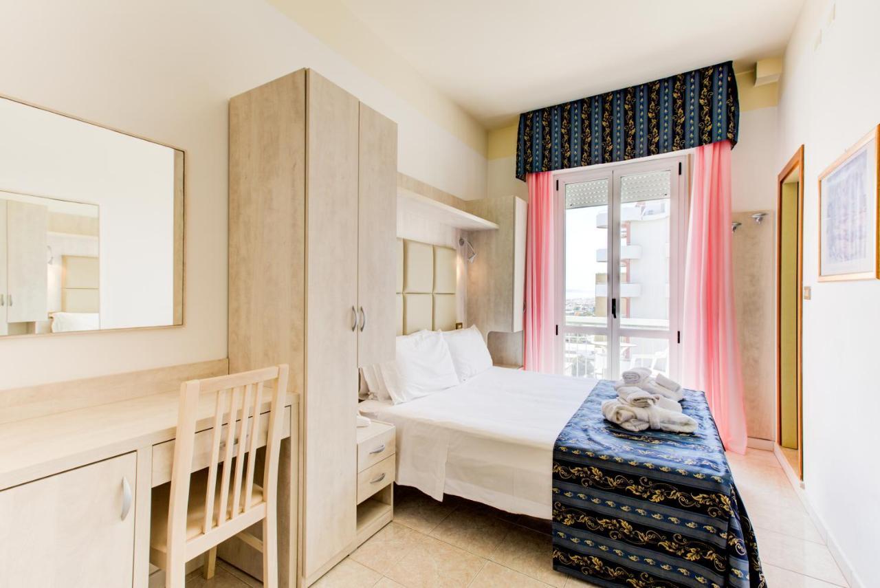 Vela D'oro Hotel 3*