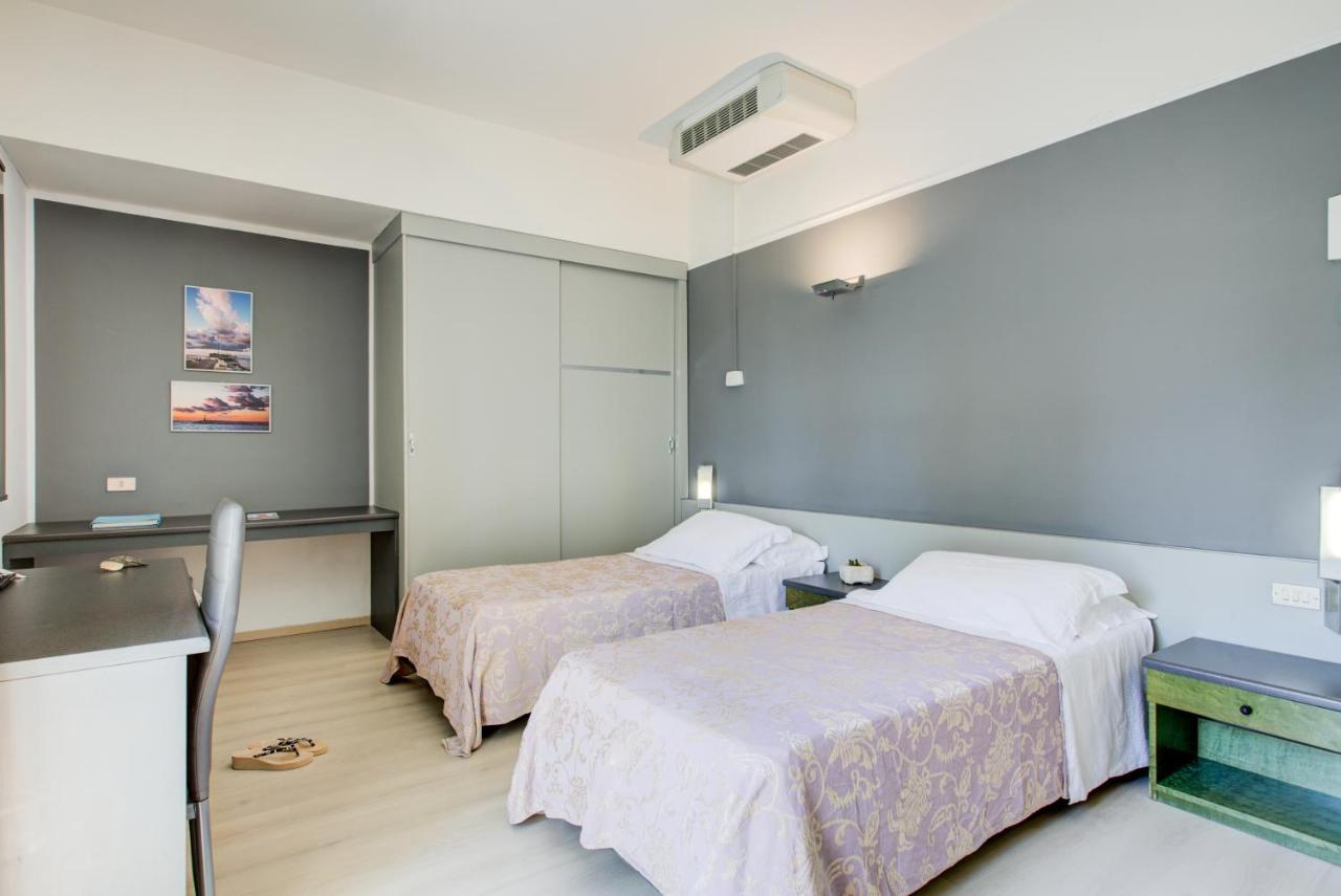 Ivano 3* Rimini