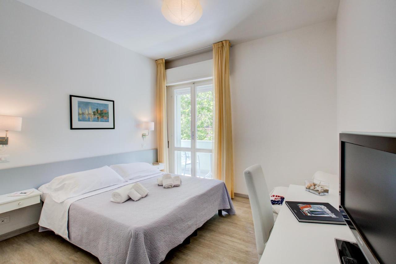 Ivano Hotel 3*